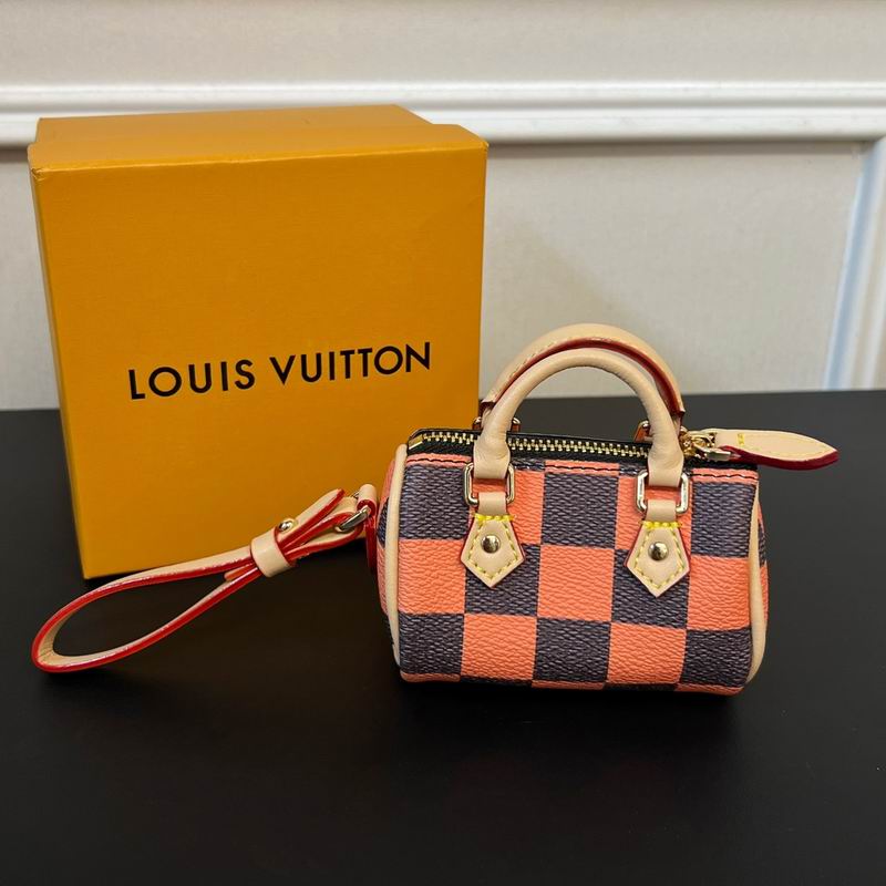 LV keyring lyh34